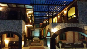 Гостиница Hotel Villa Bernal  Берналь